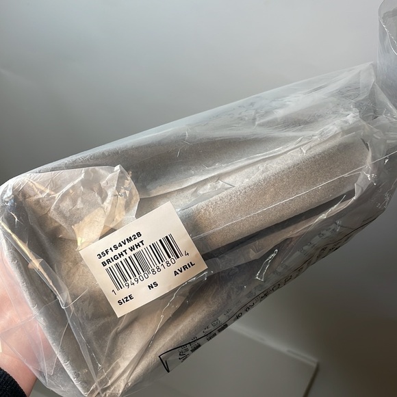 Michael Kors MK signature print logo Avril bag - Picture 13 of 13